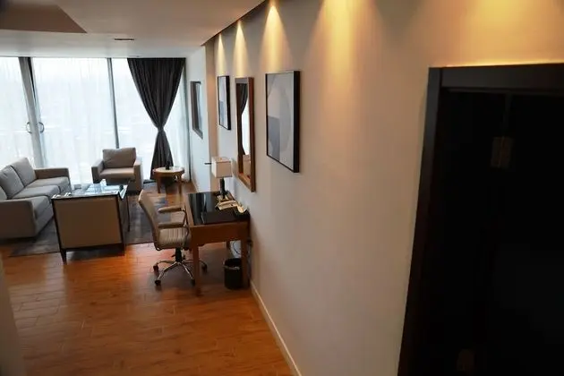 Apartment Suite