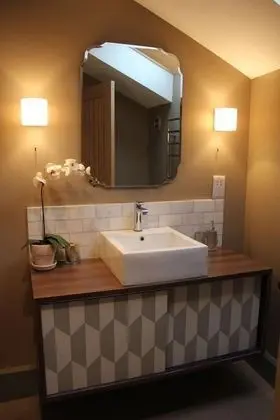 Design Oda, 1 En Büyük (King) Boy Yatak, Sigara İçilmez, Avlu Manzaralı