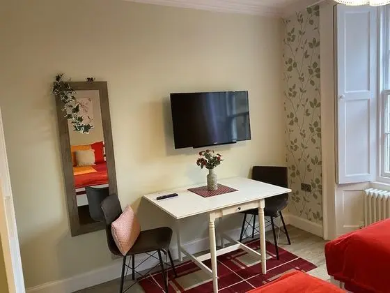 Twin Room 1 (Lower Ground)