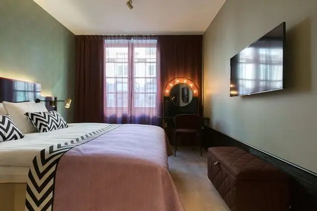 Tek Büyük Yataklı Oda (Large)