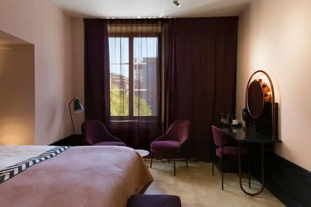 Tek Büyük Yataklı Oda, Şehir Manzaralı (Large)