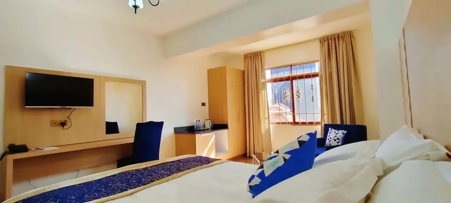 Economy Tek Büyük Yataklı Oda