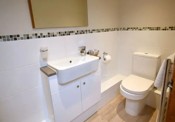 İki Ayrı Yataklı Oda, Banyolu/Duşlu (Hazel)