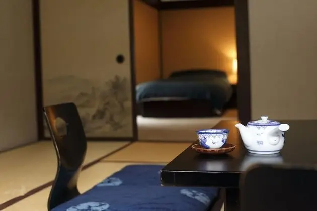 Oda, Nehir Manzaralı (Japanese Western Style, Kuu)