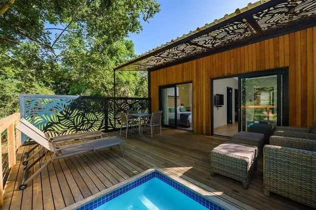 Two-Bedroom River View Cabin with Splash Pool
