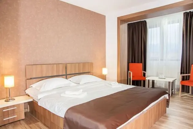 Tek Büyük Yataklı Oda, 1 Çift Kişilik Yatak