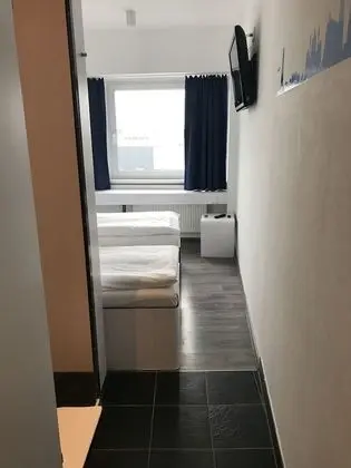 Standard Büyük Yataklı Tek Kişilik Oda