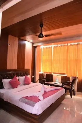 Comfort Tek Büyük Yataklı Oda