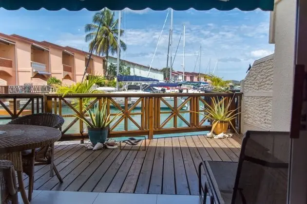 Deluxe Sıra Ev, 2 Yatak Odası, Balkon (Waterfront)