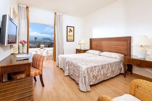Superior Tek Büyük Yataklı Oda (Teide view, 2 adults)