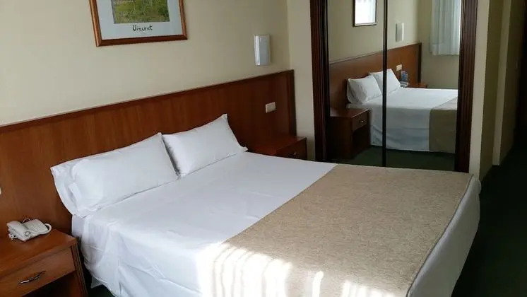 Tek Büyük veya İki Ayrı Yataklı Oda