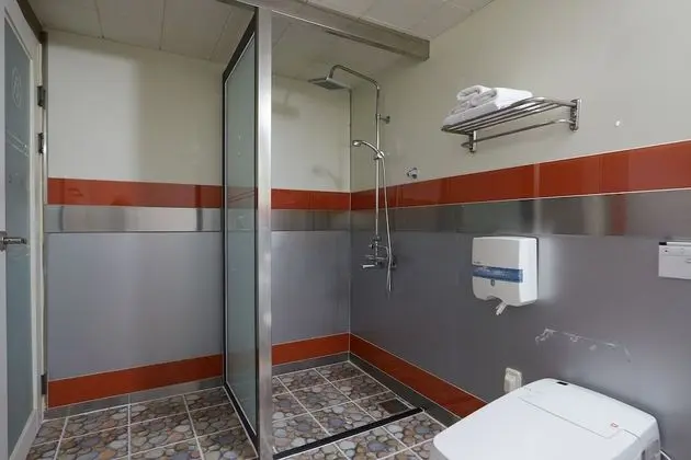 Deluxe Room (Check-in 8PM on Sat. & the day before holiday)