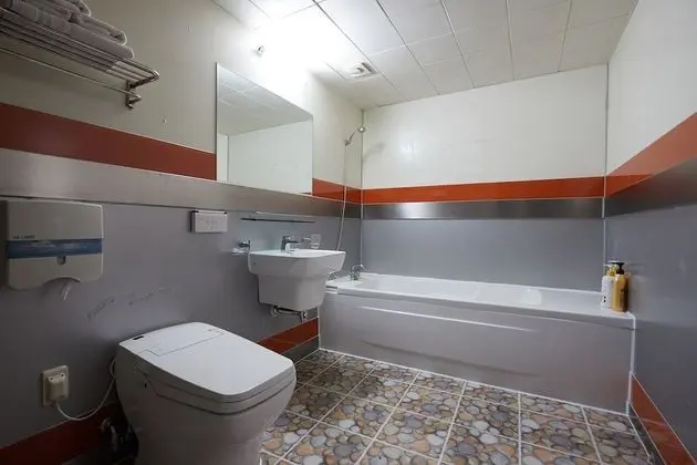 Deluxe Room (Check-in 8PM on Sat. & the day before holiday)