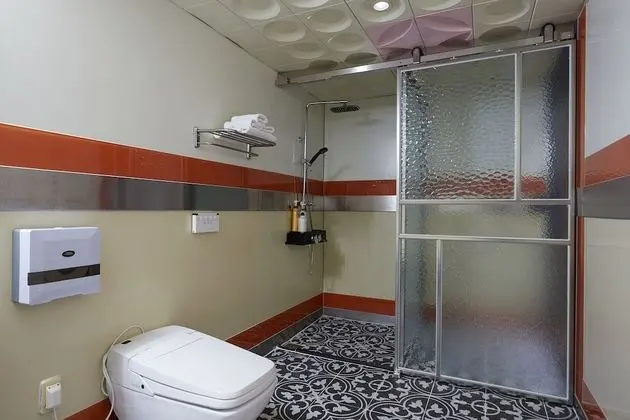 Standard Room (2) (Check-in 8PM on Sat. & the day before holiday)