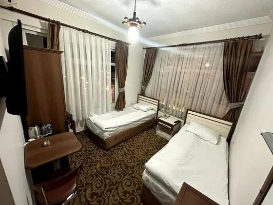 İki Ayrı Yataklı Oda, Şehir Manzaralı