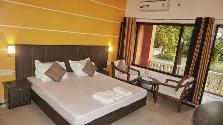 Luxury Tek Büyük Yataklı Oda, 1 En Büyük (King) Boy Yatak, Sigara İçilebilir, Bahçe Manzaralı