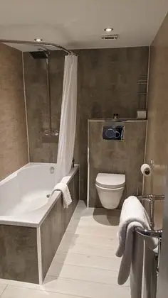 Superior Tek Büyük Yataklı Oda