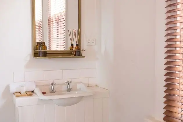 Standard Oda, Ortak Banyo (Classic Queen Room)