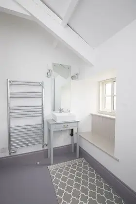 Kır Evi, Özel Banyo (Coach House)