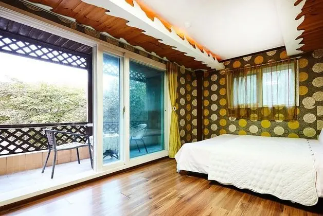 Oda (Hinoki Cypress)