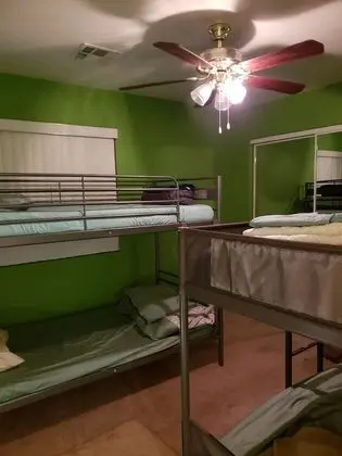 Ortak Ranzalı Oda, Birden Çok Yatak