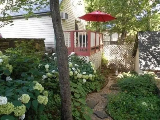 Deluxe Kır Evi, 2 Yatak Odası, Avlu Manzaralı
