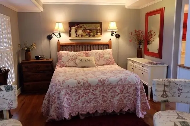 Deluxe Kır Evi, 2 Yatak Odası, Avlu Manzaralı