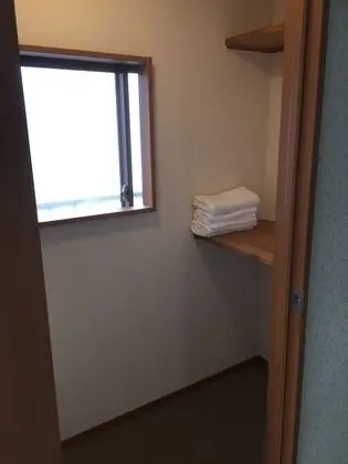 Ortak Ranzalı Oda, Sadece kadınlar için