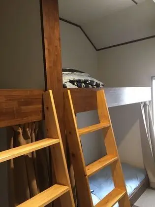 Ortak Ranzalı Oda, Sadece kadınlar için