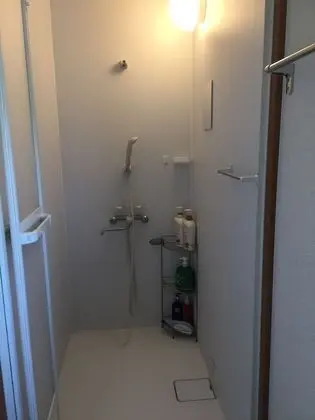 Ortak Ranzalı Oda, Sadece kadınlar için