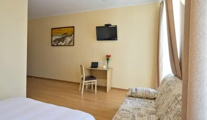 Standard Tek Büyük Yataklı Oda
