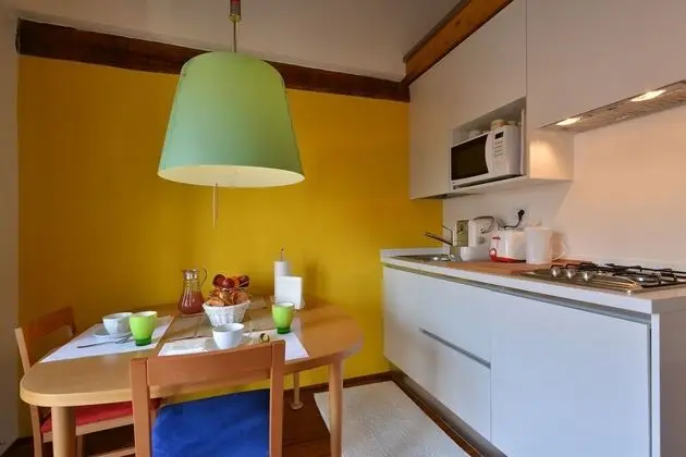 Apart Daire, 1 Yatak Odası, Mutfak (Address: Via Corsico 9)