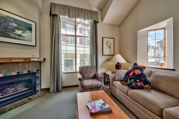 Çatı Katı (Loft), 1 Büyük (Queen) Boy Yatak ve Çekyat
