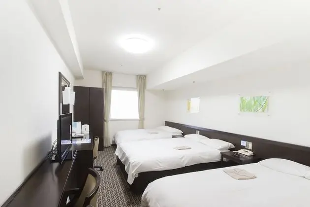 Üç Kişilik Oda, Sigara İçilebilir (24 sqm)