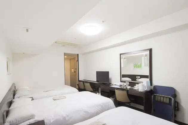 Üç Kişilik Oda, Sigara İçilebilir (24 sqm)