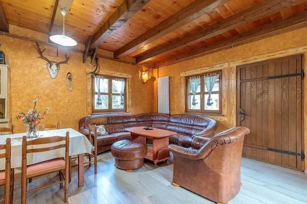 Family Dağ Evi, Birden Çok Yatak, 2 Banyolu, Bahçeli (Heated Pool Chalet Zavrh 1)