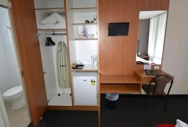 Standard Oda, Sigara İçilmez (Unit)