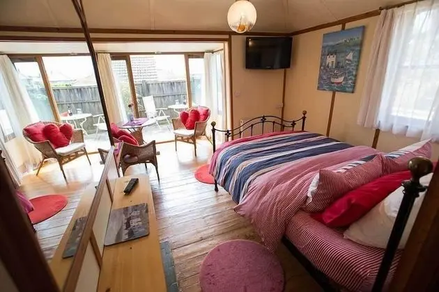 Tek Büyük Yataklı Oda (Room 1)