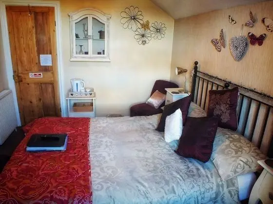 Tek Büyük Yataklı Oda (First Floor)