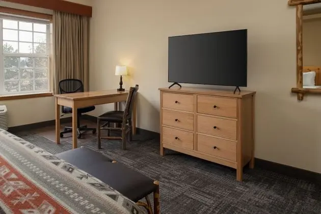 Deluxe Oda, 1 En Büyük (King) Boy Yatak (Deluxe One King Guestroom with sofa)
