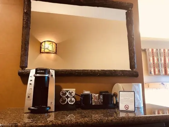 Standard Oda, 1 En Büyük (King) Boy Yatak (Standard One King Guestroom)