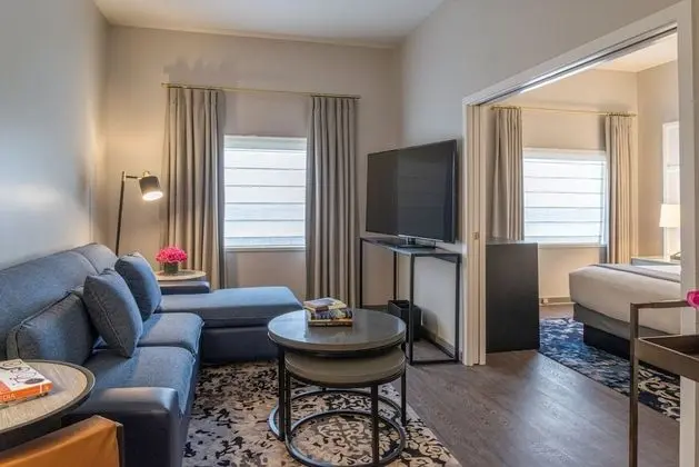One Bedroom King Suite