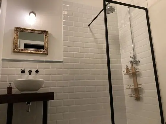 Grand Tek Büyük Yataklı Oda, Banyolu/Duşlu, Bahçe Manzaralı (Superking Garden Room)