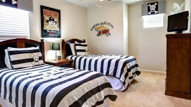 Exclusive 5 Bedroom Vacation Home with Pool