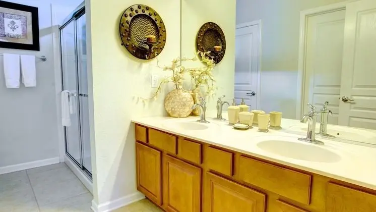 Exclusive 5 Bedroom Vacation Home with Pool