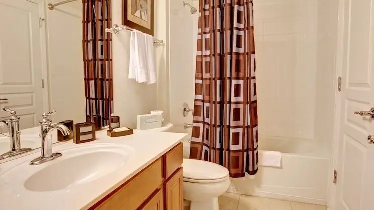 Exclusive 5 Bedroom Vacation Home with Pool