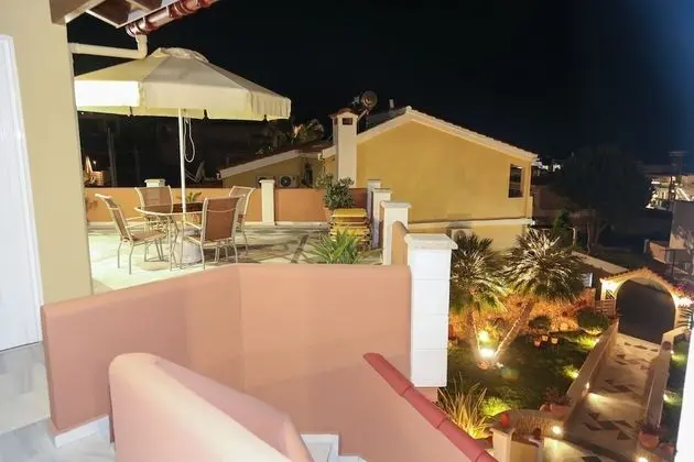 Stüdyo, Deniz Manzaralı