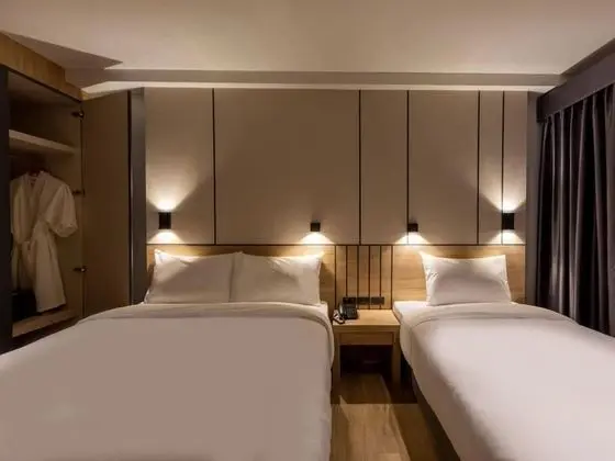 Deluxe Üç Kişilik Oda