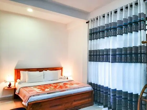Deluxe Tek Büyük Yataklı Oda, Tepe Manzaralı