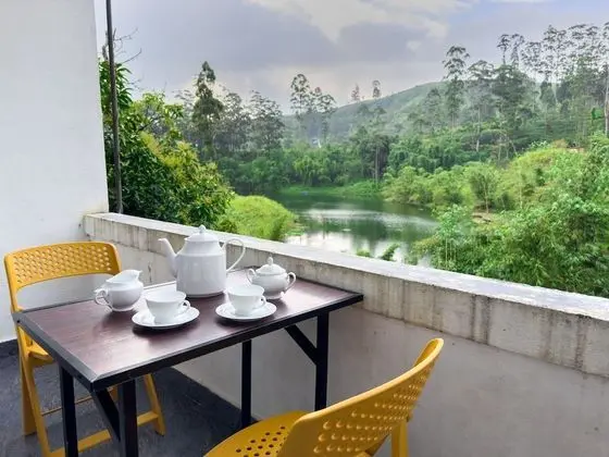 Deluxe Tek Büyük Yataklı Oda, Tepe Manzaralı